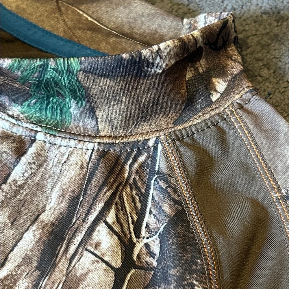 Field and StreamYouth Base Defense Midweight Mock Neck Base Layer Realtree Extra
